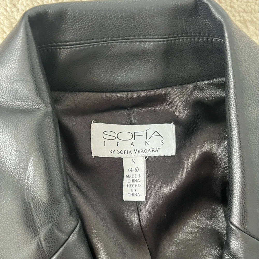 Sofia by Sofia Vergara Faux Leather Blazer - Picture 3 of 3